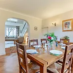 Holiday home 3 Bed In Oc-w30224 *