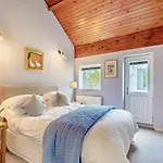 Holiday home 3 Bed In Oc-w30224 *